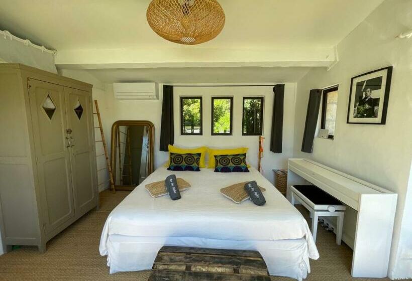 Bed and Breakfast Mas Des Alpilles