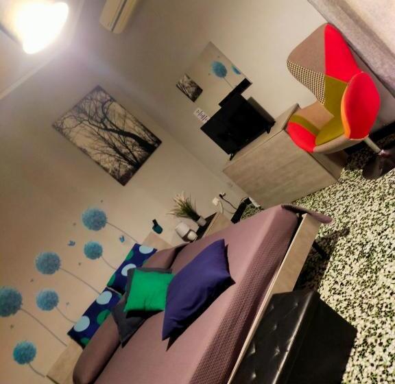 تختخواب و صبحانه Parthenope Rooms