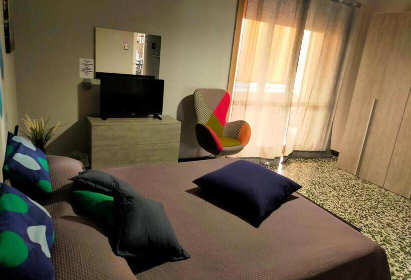 تختخواب و صبحانه Parthenope Rooms