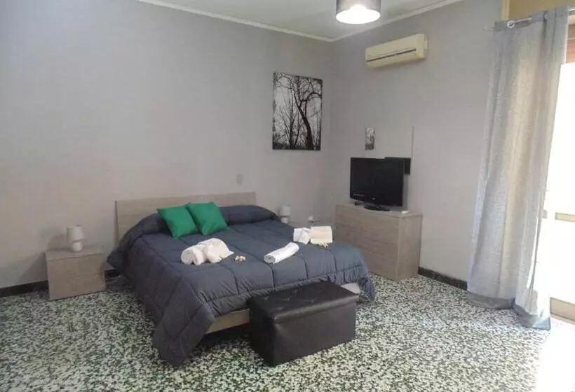 Aamiaismajoitus (B&B) Parthenope Rooms