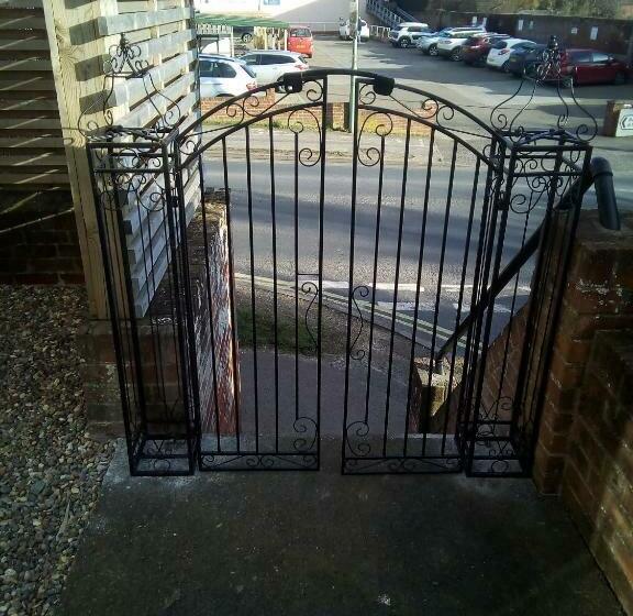 ベッドアンドブレックファースト The Corner House