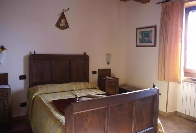 ホテル Agriturismo La Cascina