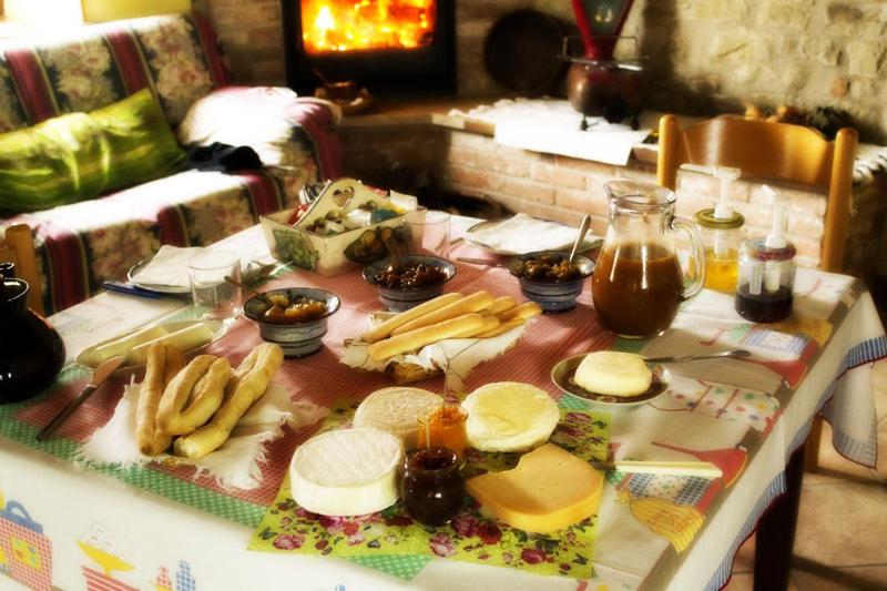 Отель Agriturismo La Cascina