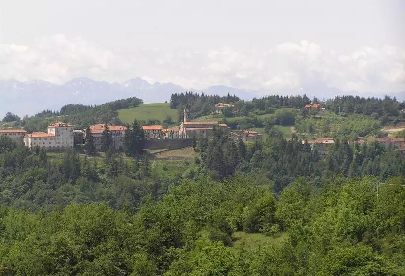 ホテル Agriturismo La Cascina