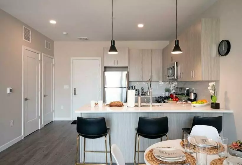 Luxury Furnished Apartments By Hyatus Downtown At Yale