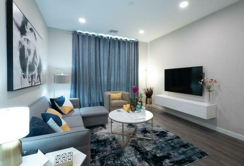 Luxury Furnished Apartments By Hyatus Downtown At Yale