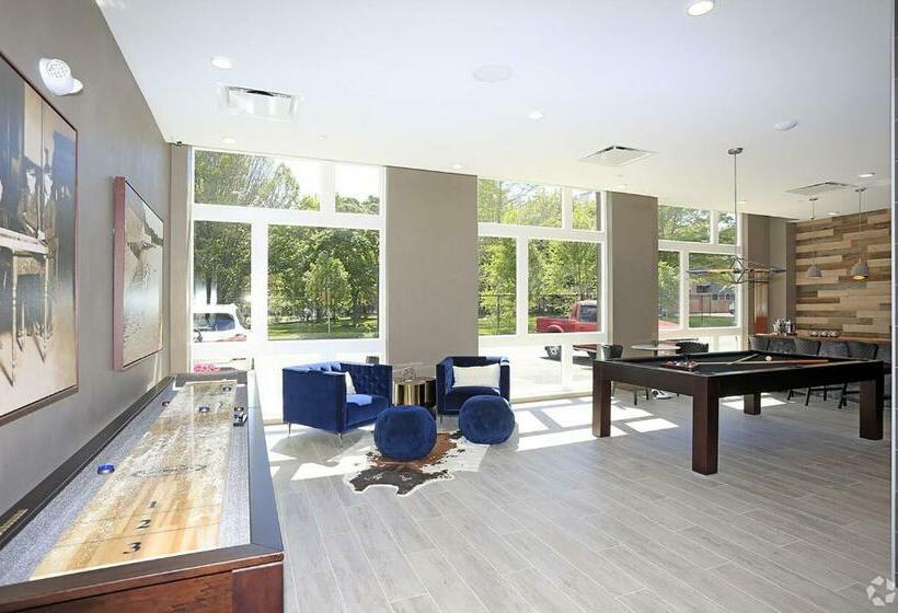 Luxury Furnished Apartments By Hyatus Downtown At Yale