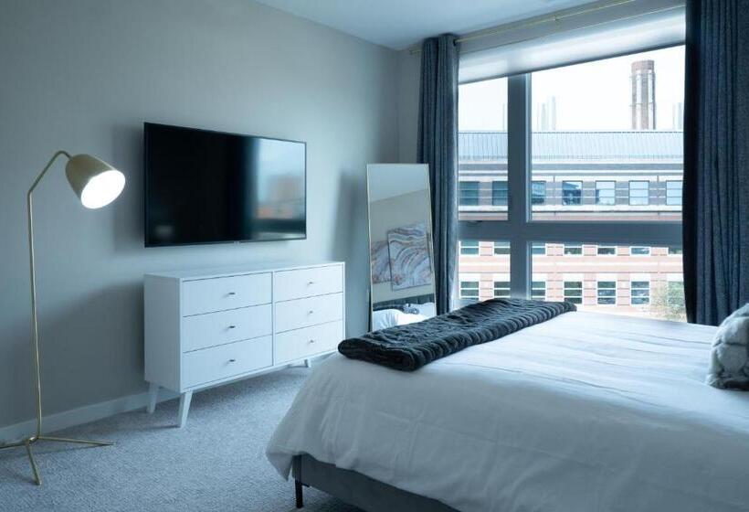 Luxury Furnished Apartments By Hyatus Downtown At Yale