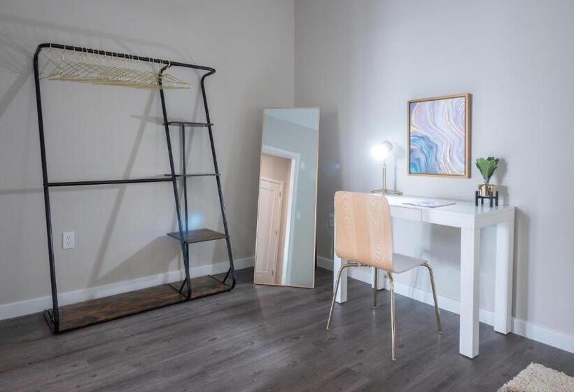 Luxury Furnished Apartments By Hyatus Downtown At Yale