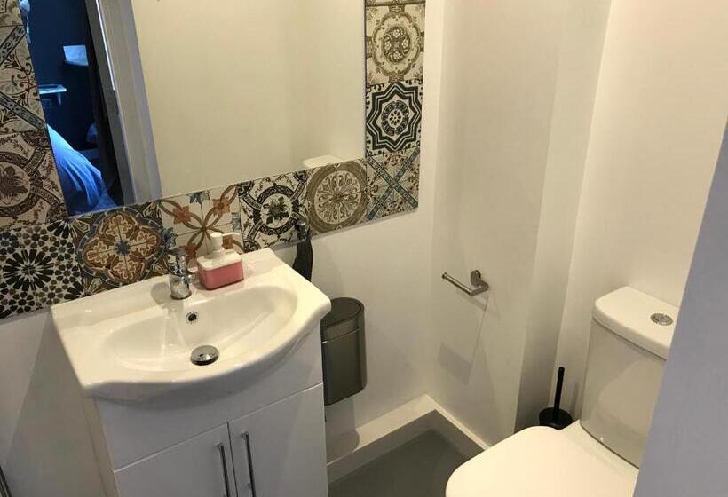 پانسیون Cozy Rooms