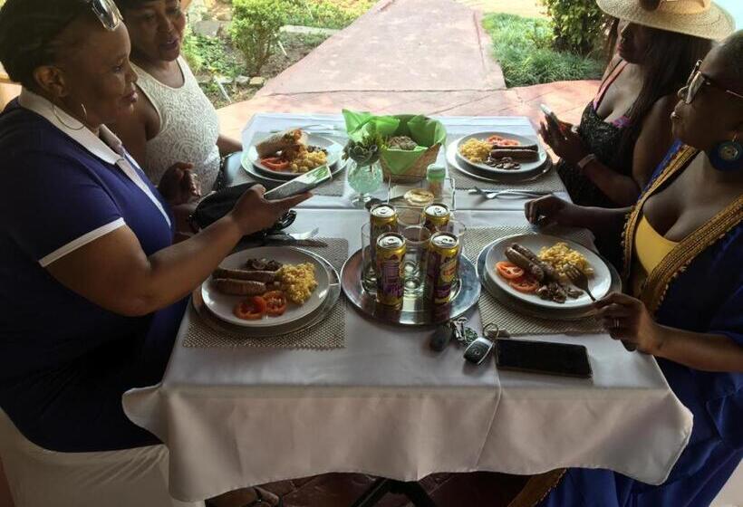 پانسیون Kayamina Guesthouse