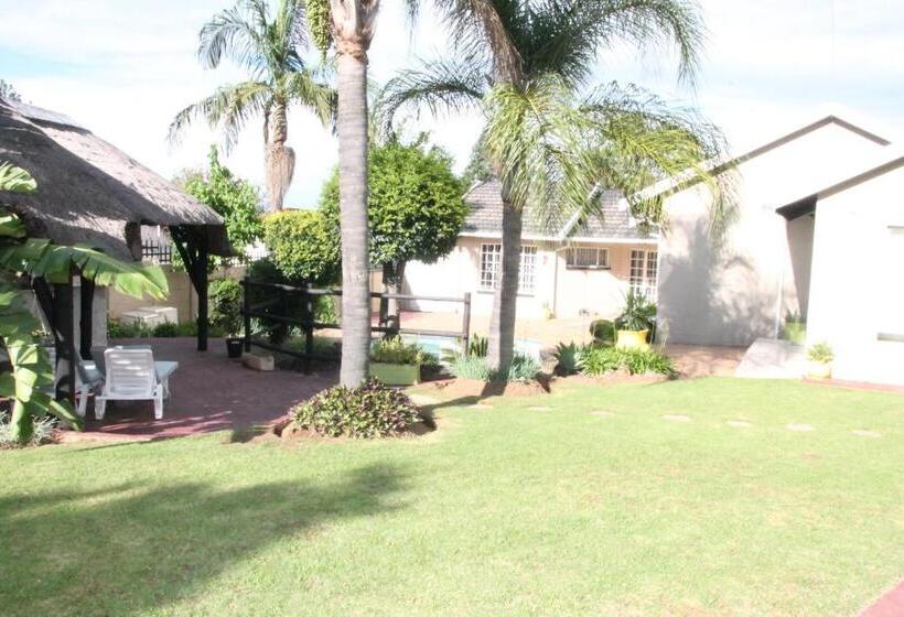 پانسیون Kayamina Guesthouse