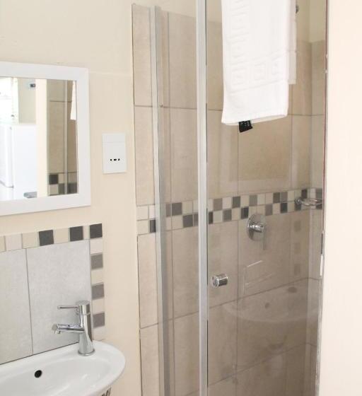 پانسیون Kayamina Guesthouse