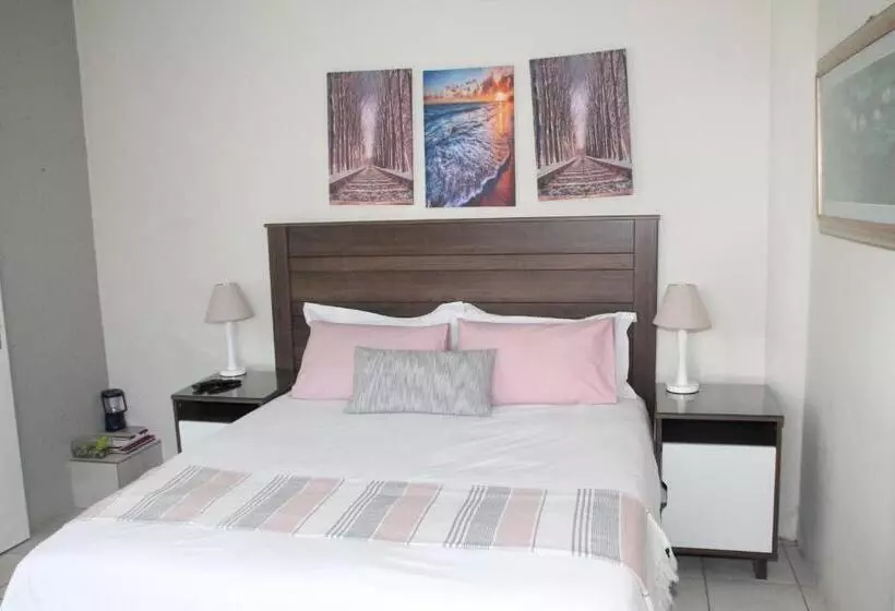 Majatalo Kayamina Guesthouse
