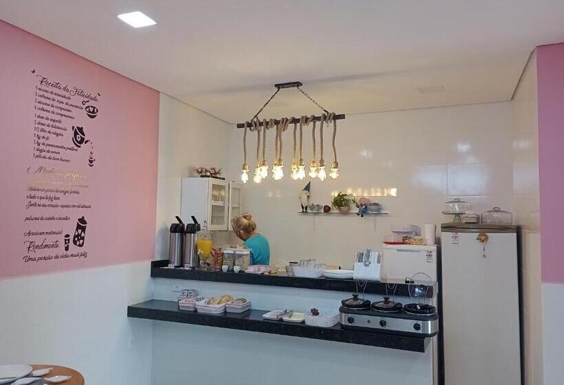 پانسیون Pousada Duende Feliz