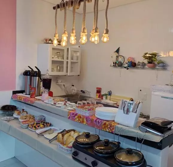 Majatalo Pousada Duende Feliz