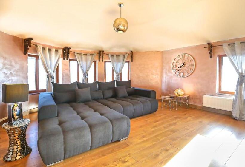 پانسیون Transilvania Mansion