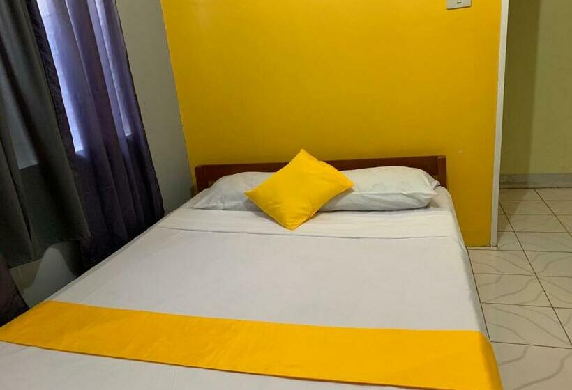 فندق صغير Dapitan Travellers Inn