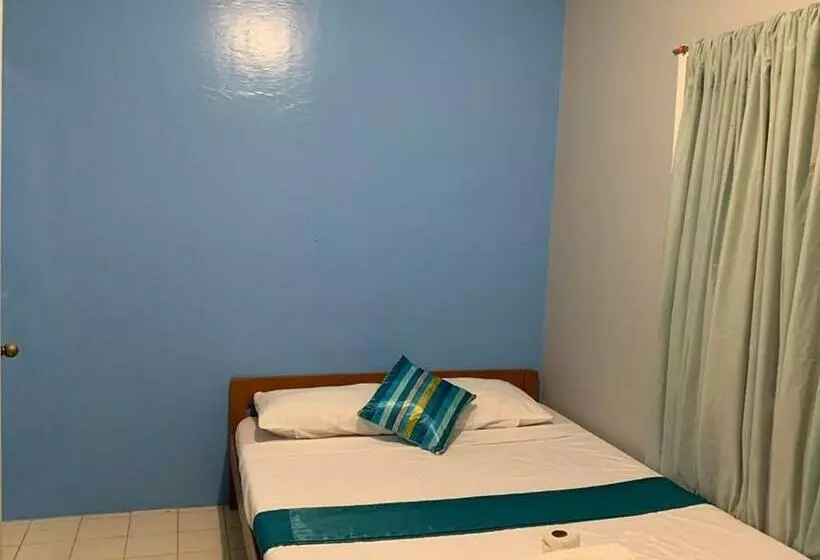 Retkeilymaja Dapitan Travellers Inn