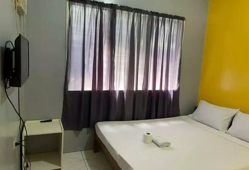 Retkeilymaja Dapitan Travellers Inn