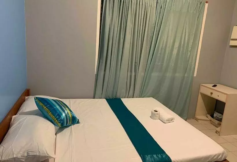 Retkeilymaja Dapitan Travellers Inn