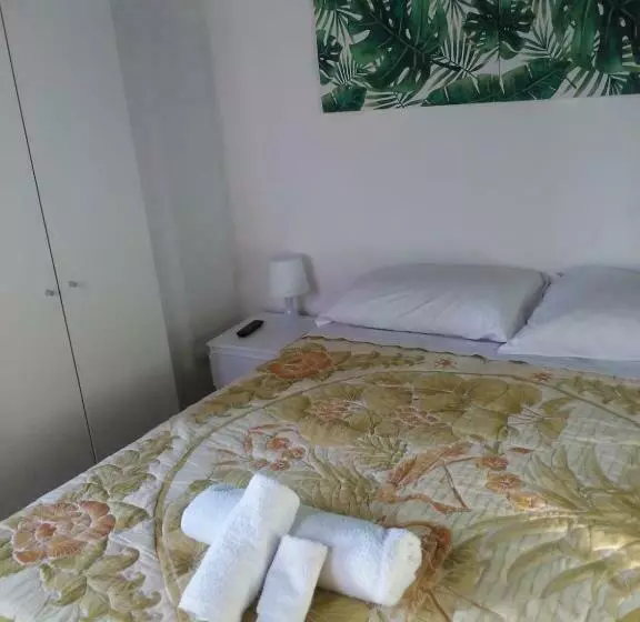 B&b Piazza San Benedetto