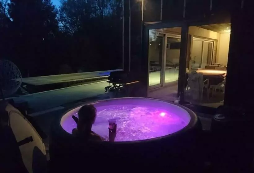 Aamiaismajoitus (B&B) Au Calme De Hosdent