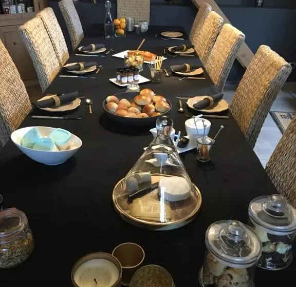 Aamiaismajoitus (B&B) Au Calme De Hosdent