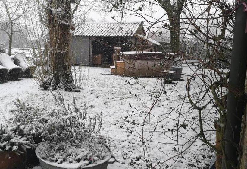 مبيت وإفطار Casa Leone Near Bruges With Jacuzzi & Parking