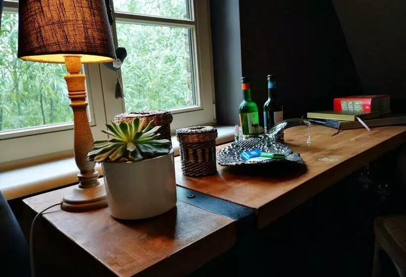 Aamiaismajoitus (B&B) Casa Leone Near Bruges With Jacuzzi & Parking