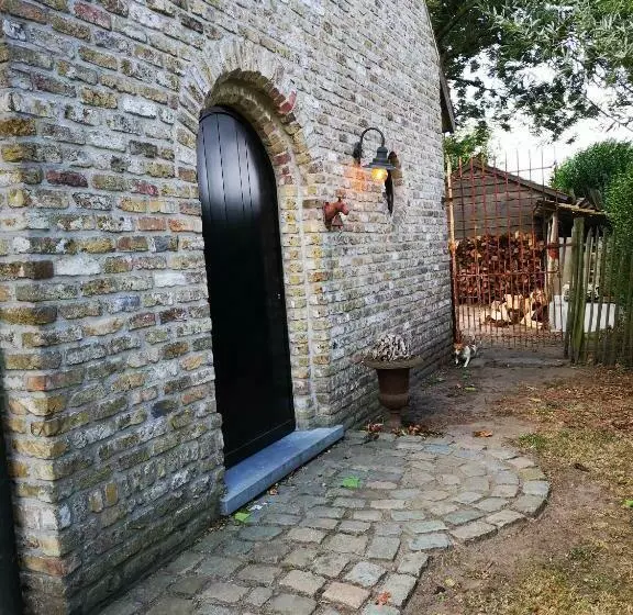 Aamiaismajoitus (B&B) Casa Leone Near Bruges With Jacuzzi & Parking