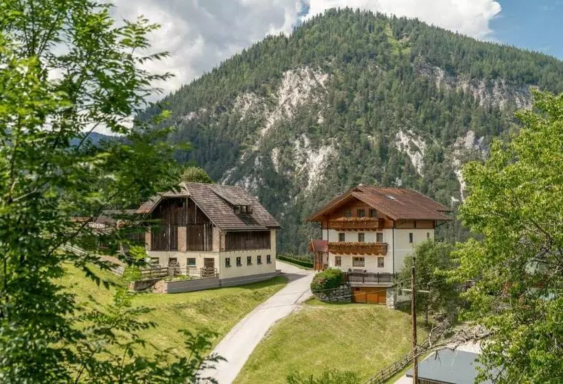 تختخواب و صبحانه Mittergruberhof