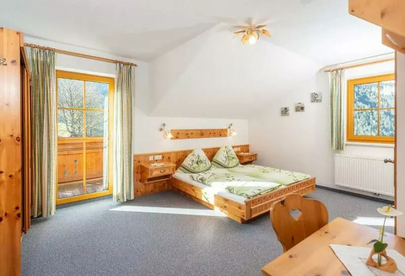 تختخواب و صبحانه Mittergruberhof