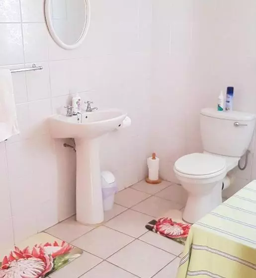 Majatalo Carlton Heights Guesthouse