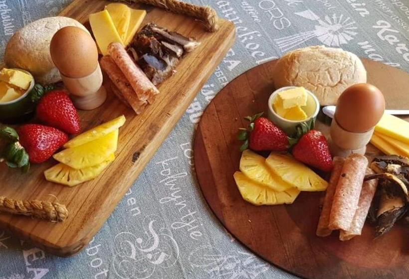 Пансион Carlton Heights Guesthouse