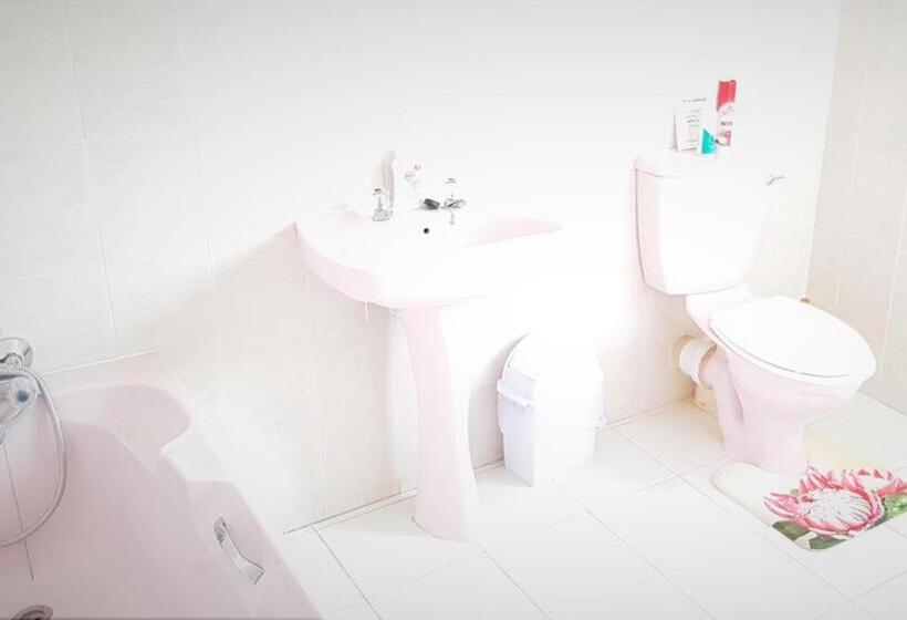 Пансион Carlton Heights Guesthouse