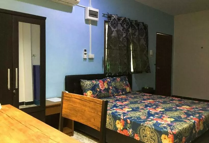 Majatalo H&q Bangtao Kitchen Studio