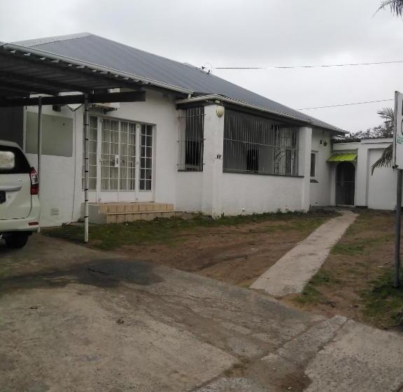 بنسيون Lisokhanya Guesthouse