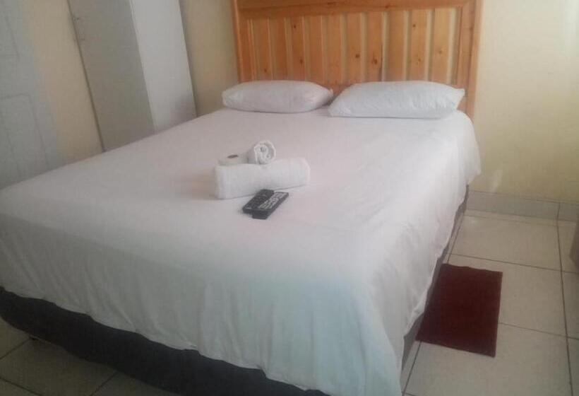 بنسيون Lisokhanya Guesthouse