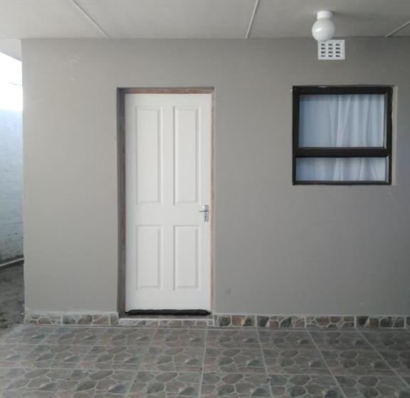 بنسيون Lisokhanya Guesthouse