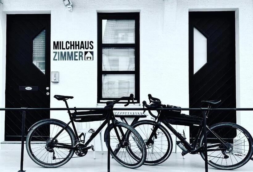 פנסיון Milchhaus Zimmer   Tiny House