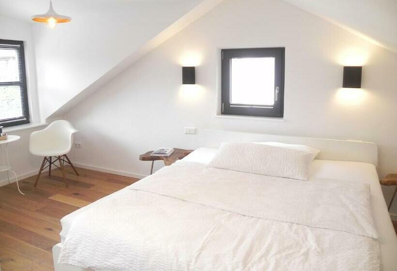 פנסיון Milchhaus Zimmer   Tiny House