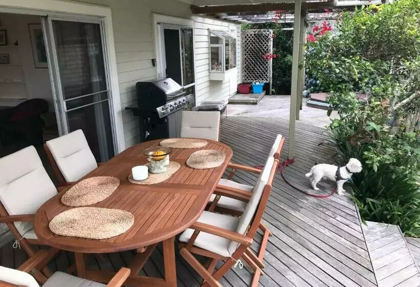 School Lane B&b Wr