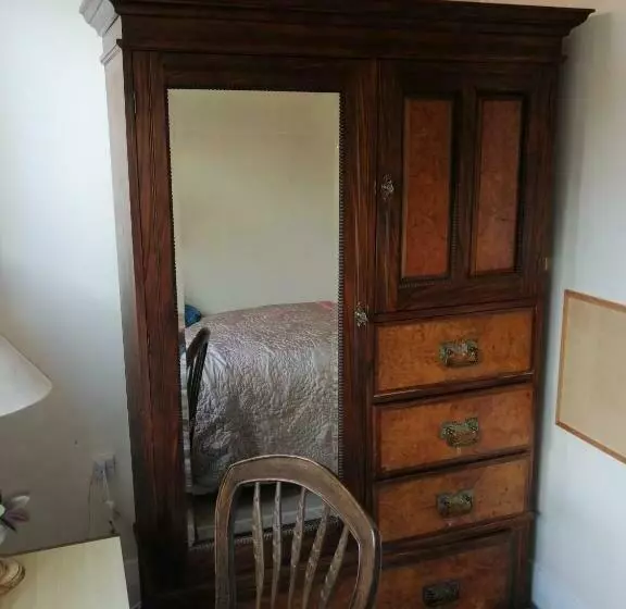 School Lane B&b Wr