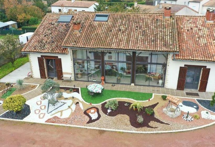 ベッドアンドブレックファースト Au Gué Du Bois