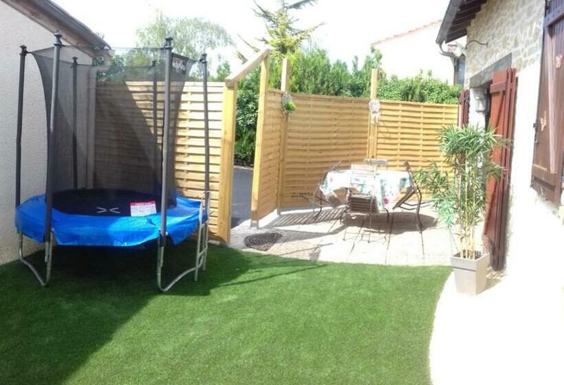 ベッドアンドブレックファースト Au Gué Du Bois