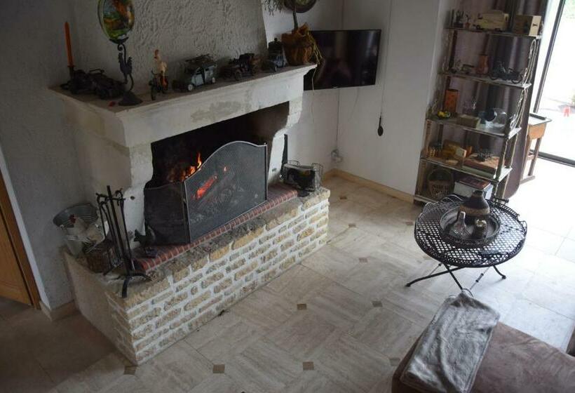 ベッドアンドブレックファースト Au Gué Du Bois