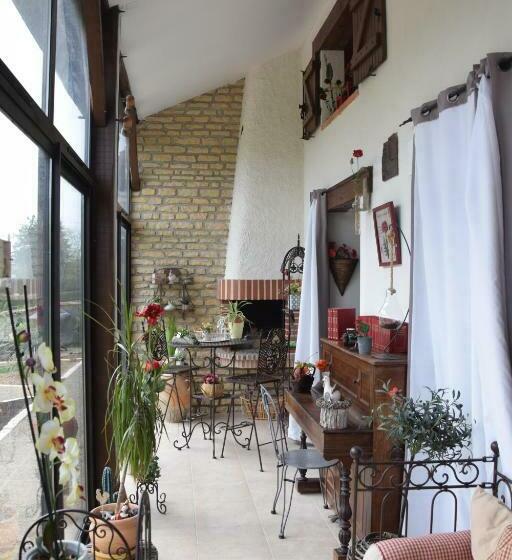 ベッドアンドブレックファースト Au Gué Du Bois