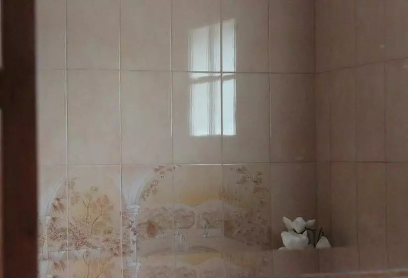 ベッドアンドブレックファースト Chantonnay 2 Chambres Privées Pour 4 Personnes