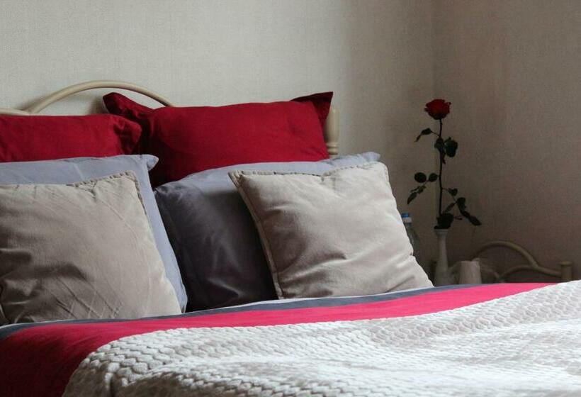 住宿加早餐  Chantonnay 2 Chambres Privées Pour 4 Personnes